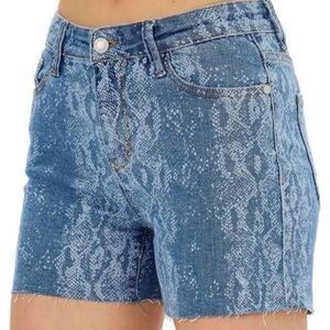 Judy Blue Snake Print Cut Off Denim Shorts | Size L | Mid Rise | Stretch